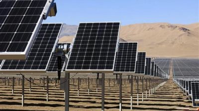 أكاديمية الحياة الدولية تدشن محطة طاقة شمسية بقدرات 383 كيلووات