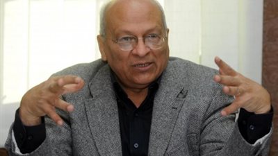 «الغيطاني» يحذر من الاعتداء على ثقافة المصريين