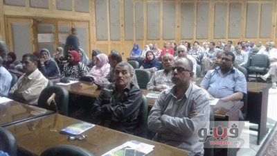 ندوة عن فوائد زراعة الأسطح بجامعة أسيوط