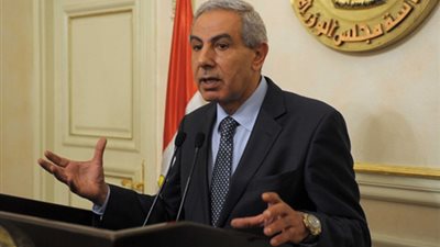 وزارة التجارة والصناعة تعدل رسم الصادر على ورق «الدشت»