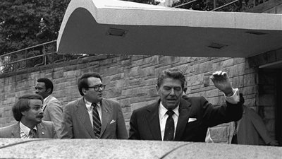 أفضل 10 صور إخبارية في الـ 50 عاما الماضية