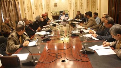 قوى عاملة البرلمان تطالب بإلغاء قرار صرف مقابل الإجازات