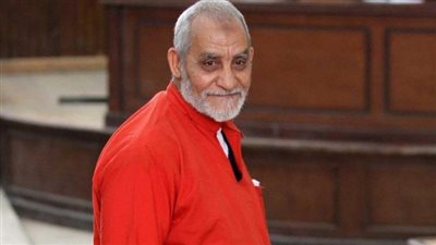 سماع المرافعة بمحاكمة «بديع» و12 آخرين بـ«أحداث مكتب الإرشاد»