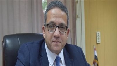 وزير الآثار يفتتح معرضًا أثريًا مؤقتًا لنتاج حفائر بعثة الدومينيكان