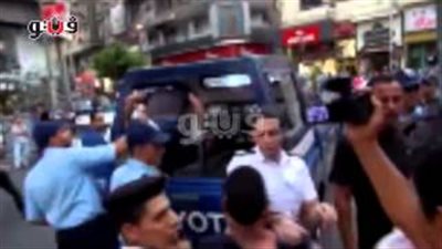 بالفيديو.. القبض على المتحرشين بالفتيات أمام السينما بطلعت حرب