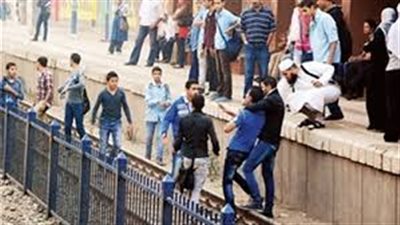 إصابة طفل بكدمات بالغة حاول عبور رصيف مترو «حلمية الزيتون»