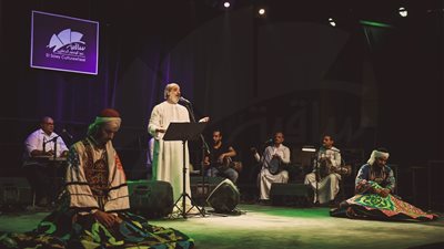 عامر التوني يبهر جمهوره في حفله روحانية بساقية الصاوي (صور)