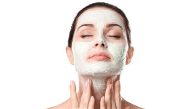 وصفة طبيعية تخلصك من اسمرار الجلد نهائيًا