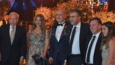 ليلى علوي وعمرو عبد الجليل والليثي في حفل زفاف مريم قورة (صور)