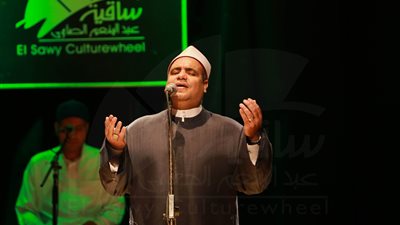 بعد غياب 10 أشهر.. إيهاب يونس يقدم أجمل الابتهالات في حفله بساقية الصاوي (صور)