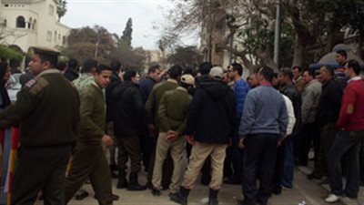 أمناء وأفراد الشرطة بقنا يواصلون إضرابهم حتى الاستجابة لمطالبهم