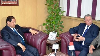 محافظ الغربية يبحث سبل التعاون مع «نيامتس» الرومانية (صور)
