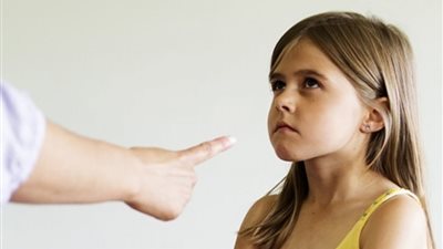 حلول بسيطة للتعامل مع مشكلات طفلك