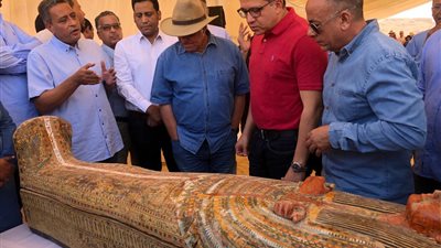 ٣٠ صورة ترصد اكتشاف ٣٠ تابوتا أثريا بخبيئة العساسيف في الأقصر