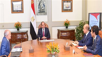 تكليفات السيسي للإنتاج الحربي.. مواصلة الجهود لتوطين صناعة النقل بالتعاون مع كبرى الشركات العالمية.. تعميق الإنتاج المحلي.. الالتزام بالمواصفات الفنية والتكنولوجيات الحديثة في التصنيع