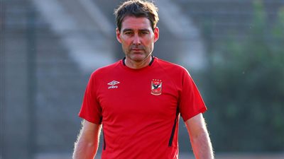 فايلر يوقف مران الأهلي لتعنيف اللاعبين