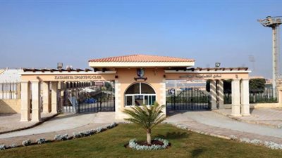 حكم بالحبس وغرامة لرئيس نادي بتروسبورت بتهمة النصب على الأعضاء (مستندات)