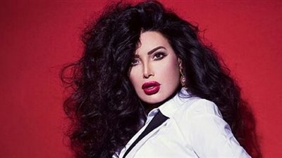 عبير صبري بإطلالة «روشة» في أحدث جلسة تصوير