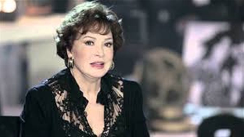 الفنانة القديرة لبلبة
