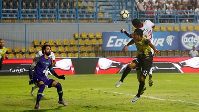 بـ «10 لاعبين» الزمالك يفترس الذئاب بثنائية ويتصدر الدوري
