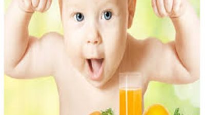 4 مشروبات لتقوية مناعة طفلك خلال التقلبات المناخية