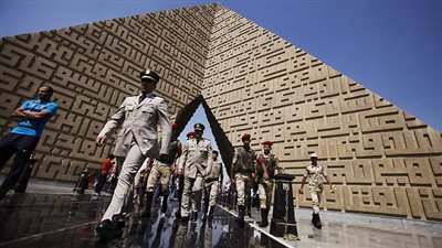 واشنطن تدفع ثمن معاداة القاهرة.. يديعوت أحرونوت: الجيش المصري يتجه للتعاون مع الصين وروسيا..