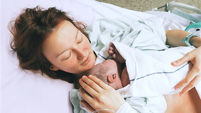 سر إنقاذ حياة الآلاف من المولودين مبكرا في يد الممرضات