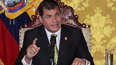 رئيس الإكوادور يهنئ منتخب بلاده بالتأهل لمونديال البرازيل