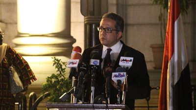 العناني: إزاحة الستار عن تمثال رمسيس الثاني بالأقصر 20 أبريل (فيديو)