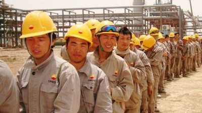 إجلاء مئات العمال الصينيين من ليبيا إلى مالطا