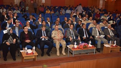 محافظ أسيوط يشهد احتفال قصر الثقافة بعيد المحافظة القومى (فيديو)