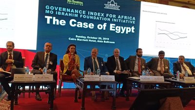 هشام توفيق: العمل على وضع قواعد لحوكمة شركات قطاع الأعمال العام