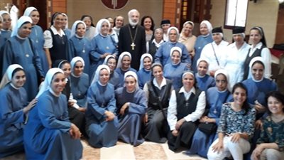 مطران كاثوليك سوهاج في لقاء مع الراهبات: المحبة ثمرة جهود المكرسات