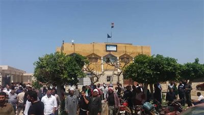 تظاهرة لأصحاب المزارع السمكية بدمياط (صور)