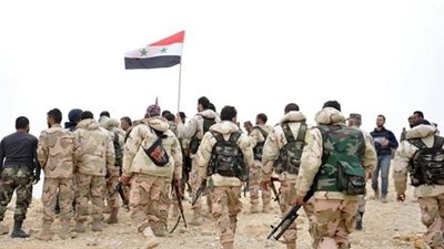 مقتل 25 من قوات النظام السوري في هجوم مفاجئ لداعش