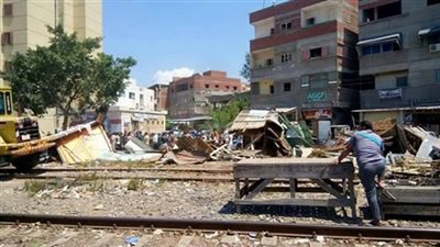 وزير النقل: إزالة كافة التعديات على حرم السكة الحديد.. وتعويض أصحابها