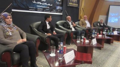 الروائي عصام يوسف في ضيافة جامعة حلوان (صور)