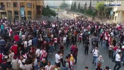 المتظاهرون تعليقا على كلمة الحريري: الشعب يريد إسقاط النظام (فيديو)