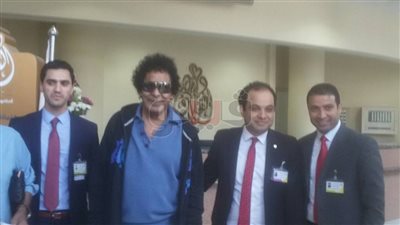 محمد منير لمصورة فيتو :«تعالي أتصوري معايا»..(فيديو وصور)