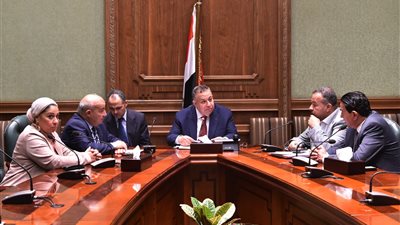 البرلمان يطالب الحكومة بتقرير مواد الاعتراض على قانون التجارب السريرية