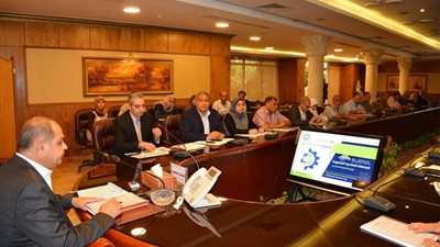 محافظ الغربية يتابع الموقف التنفيذي للمنطقة الصناعية بالمحلة