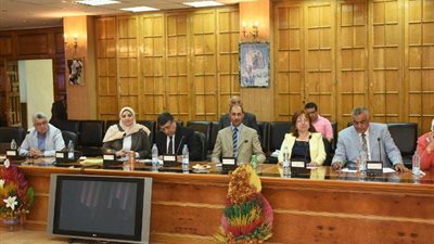 محافظ الشرقية يبحث مع وزير الري زيادة المساحة المخصصة لزراعة الأرز