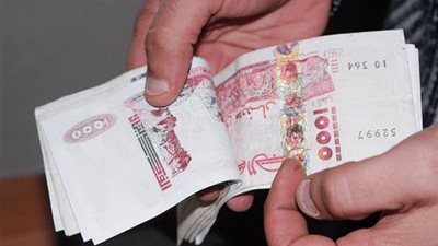 20 مليار دولار عائدات الجزائر من الضرائب عام 2012