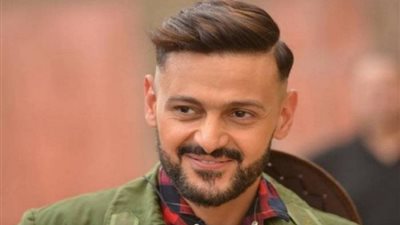 رامز جلال لشقيقه بعد ظهوره بطائرته الخاصة في «رحيم»: ربنا يكرمك