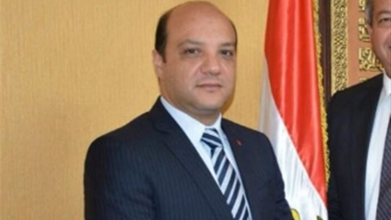 الدكتور إيهاب أمين،