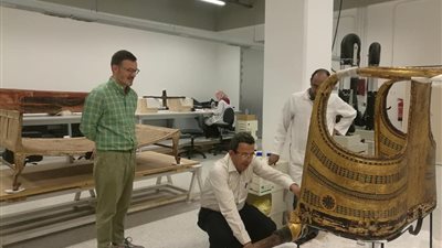 وفد فرنسي يزور المتحف المصري الكبير (صور)