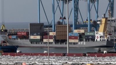 إسرائيل «تزعم» العثور على مواد محظورة داخل شحنة مساعدات تركية