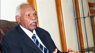 القيادي الإخواني عوض الجاز أبرز المرشحين لتولي خارجية السودان