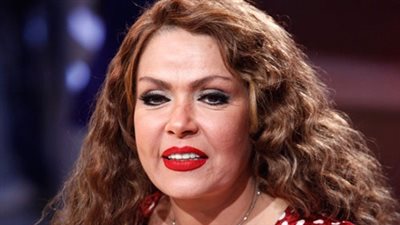 لوسي توضح سبب رفضها ارتداء المايوه بالأفلام