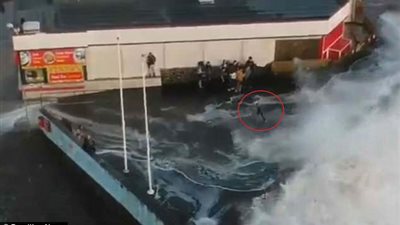 مراهقون يواجهون الموت في نفس مكان وفاة رجل (فيديو وصور)